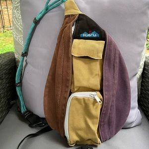 Kavu Urban Outfitters Exclusive Mini Rope Bag Sling EUC